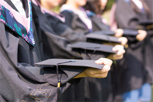 長江大學(xué)在職研究生入學(xué).jpg 長江大學(xué)在職研究生入學(xué).jpg